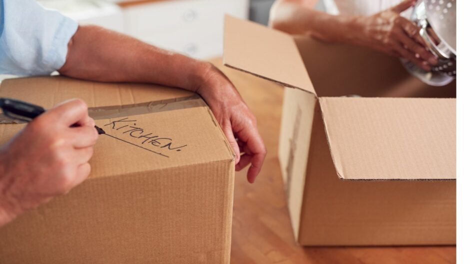 Senior Citizens Downsizing and Moving Tips