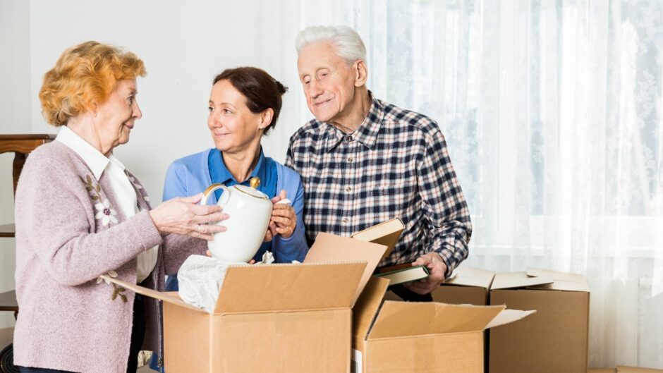 Senior Citizens Downsizing and Moving Tips