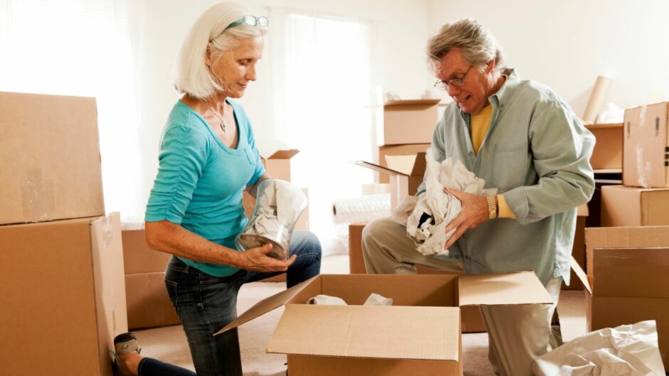 Senior Citizens Downsizing and Moving Tips