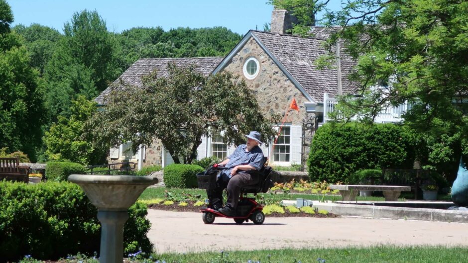 Traveling with Mobility Scooters for Seniors